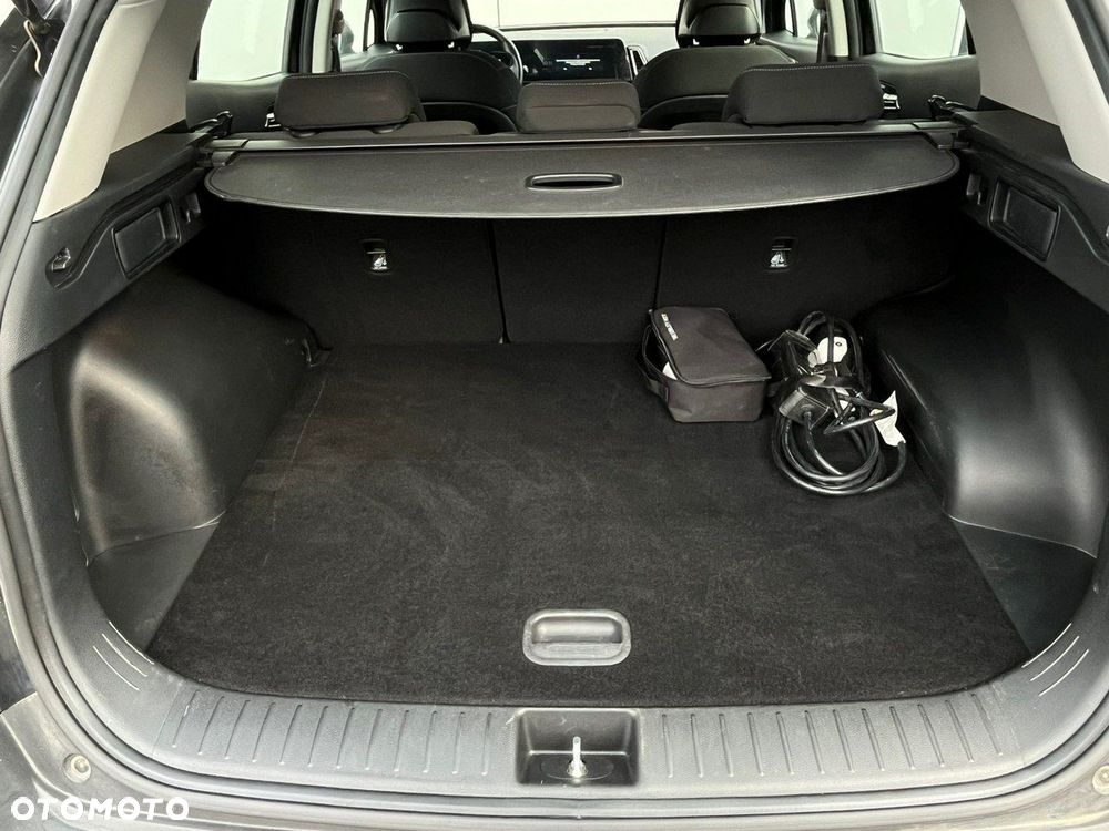 Kia Sportage - 12