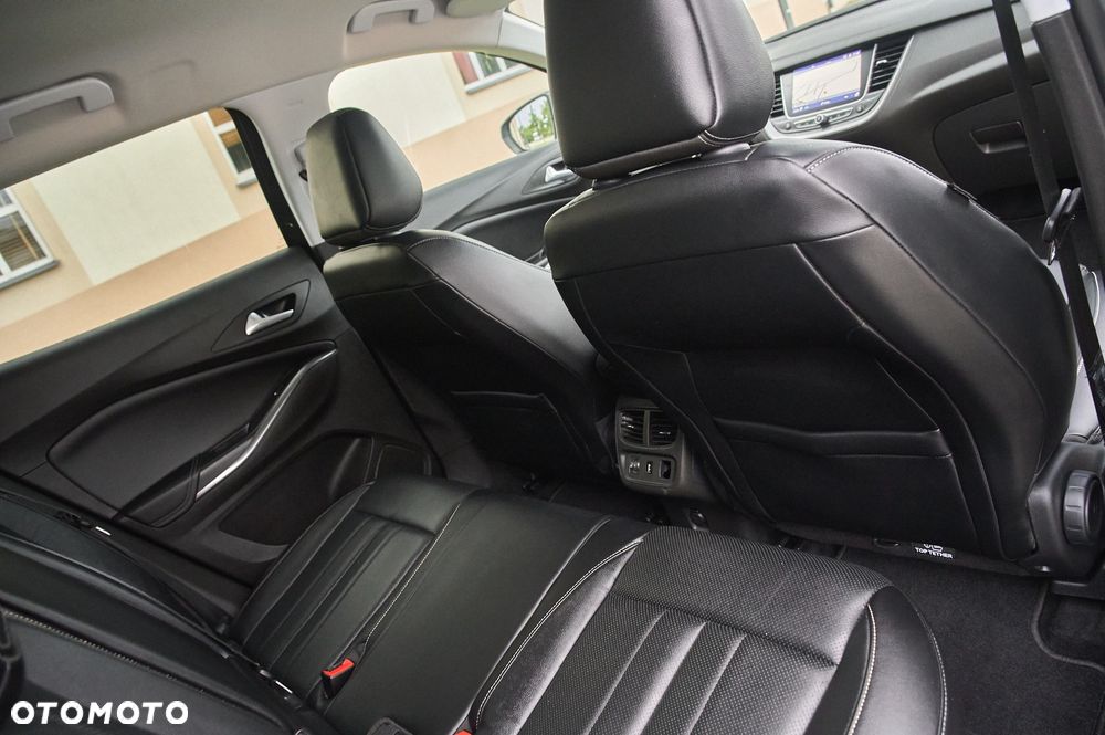 Opel Grandland X - 32