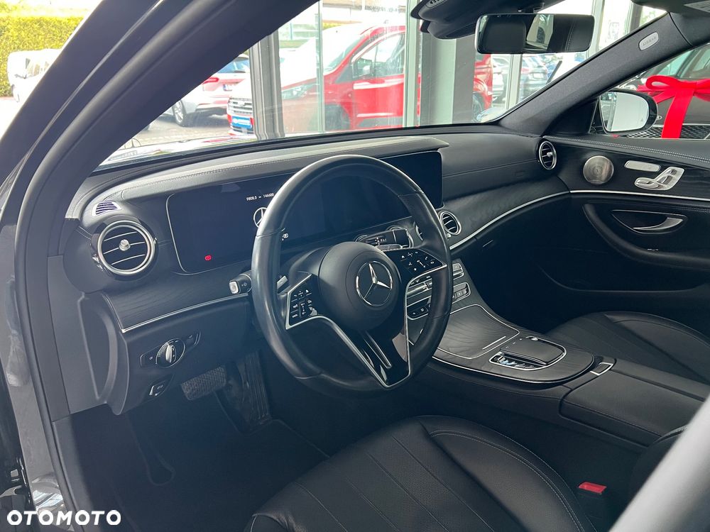 Mercedes-Benz Klasa E 200 Exclusive - 20