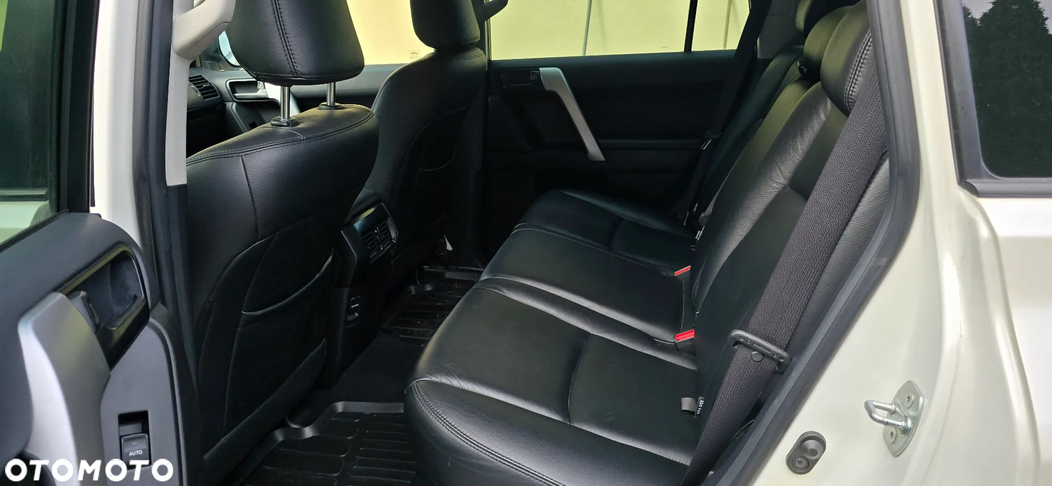 Toyota Land Cruiser LC 2.8 D-4D Prado - 6