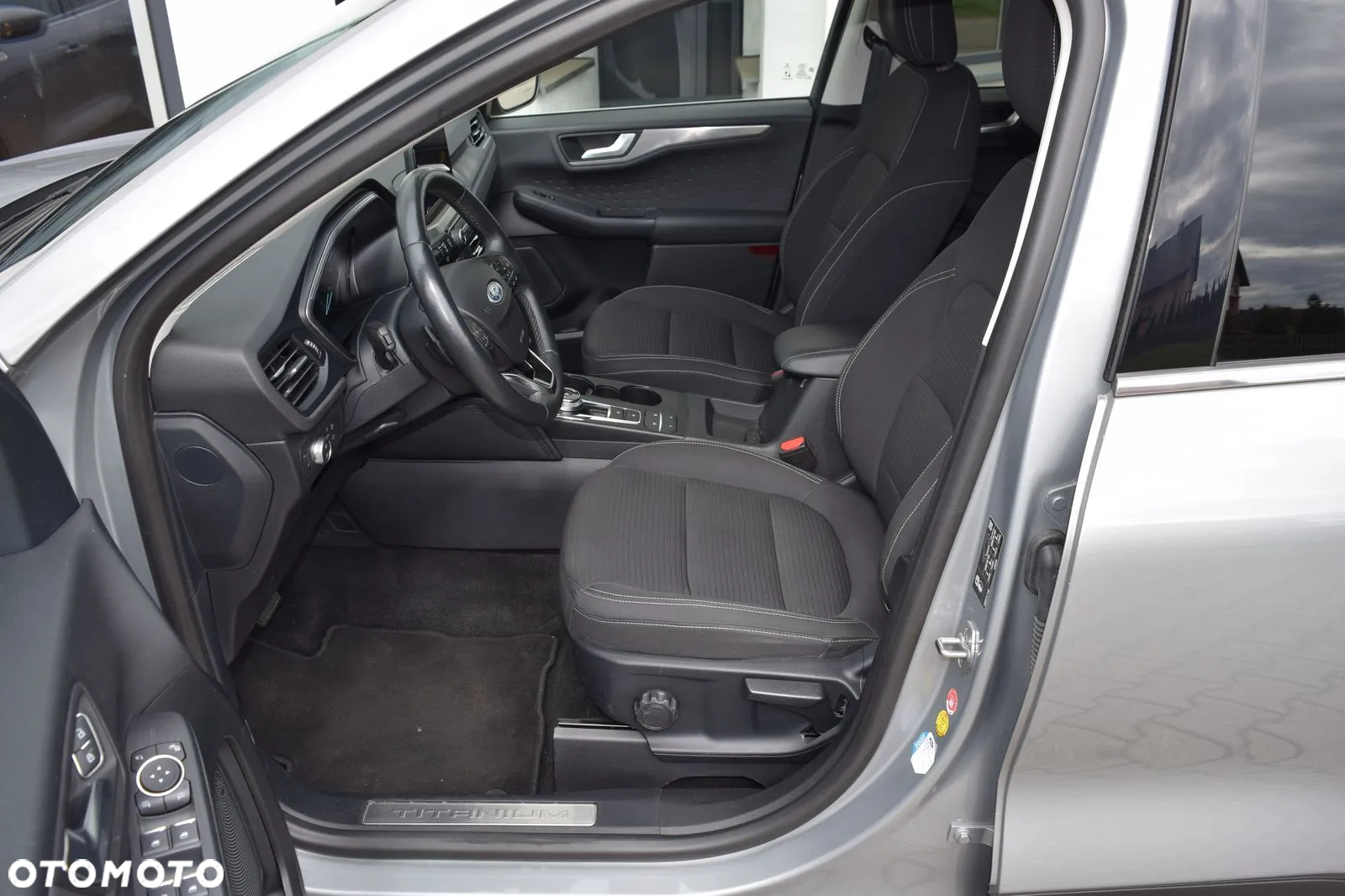 Ford Kuga 2.0 EcoBlue 4x4 TITANIUM - 18