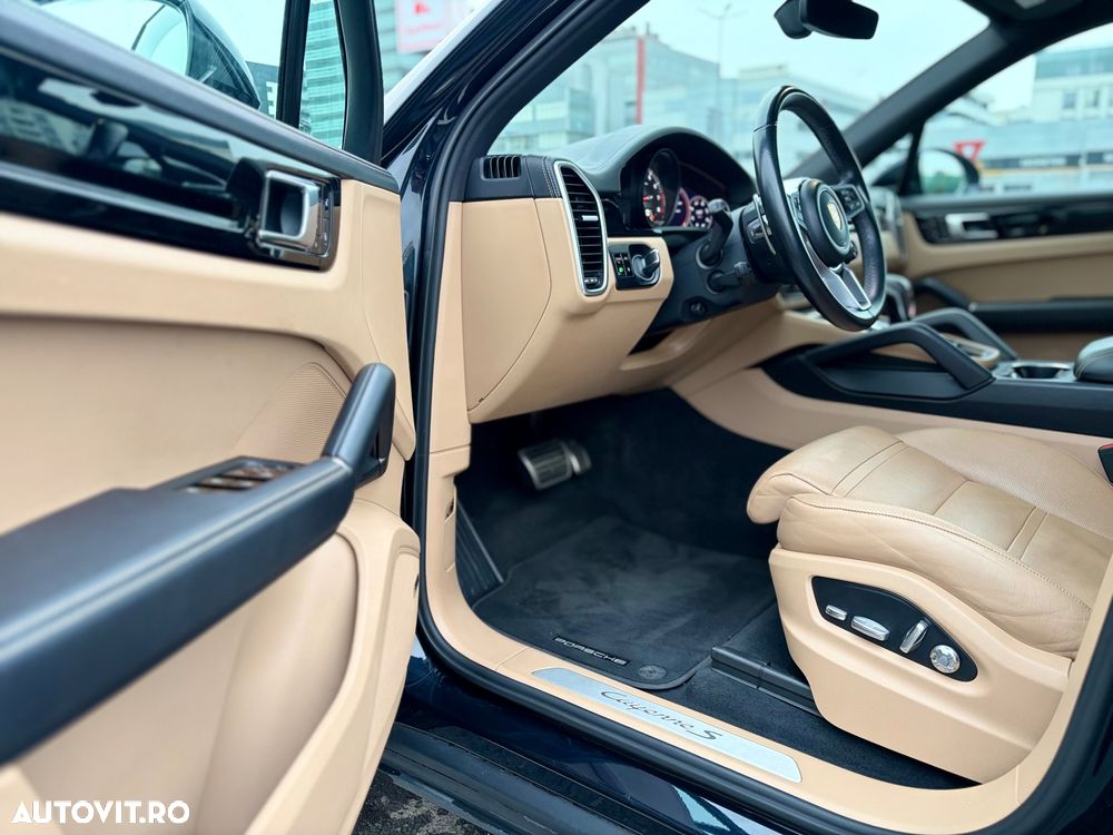 Porsche Cayenne S Tiptronic S - 16