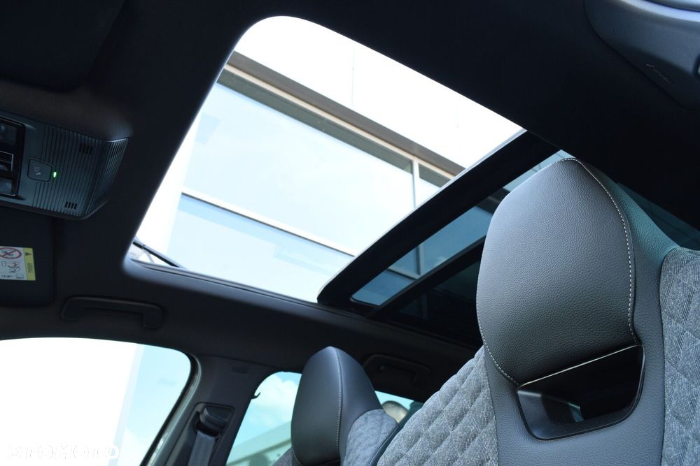Skoda Octavia 1.5 TSI mHEV Sportline DSG - 32