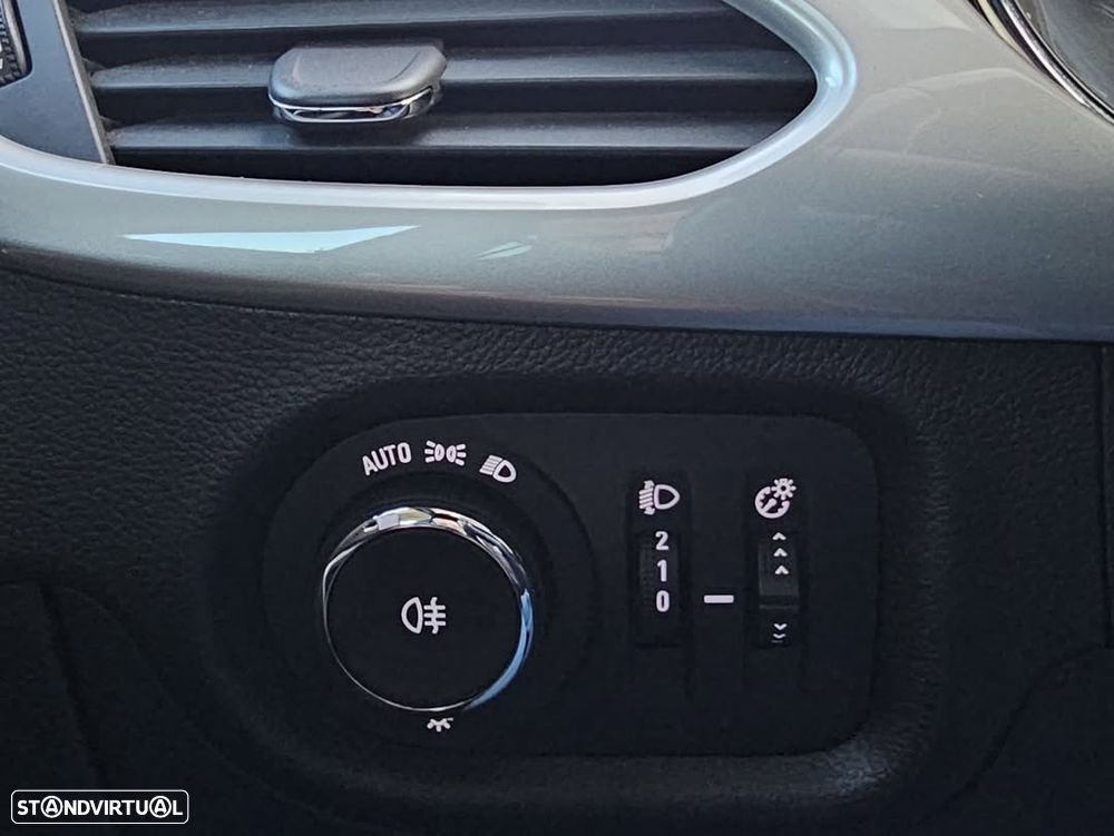 Opel Astra 1.5 D Business Edition S/S - 8