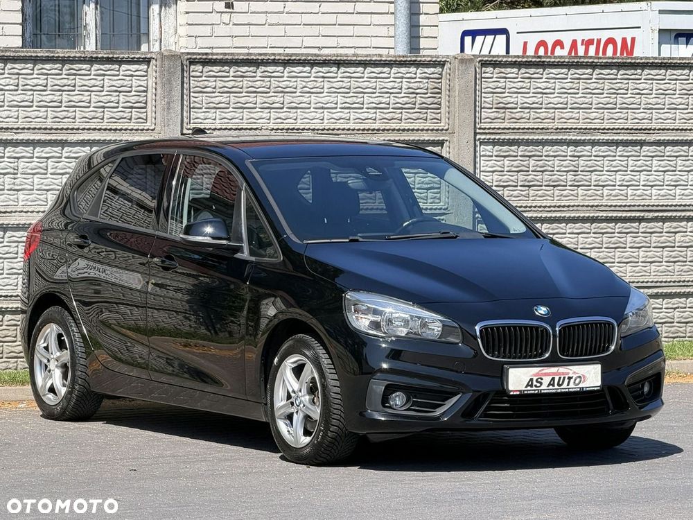 BMW Seria 2 218d - 28