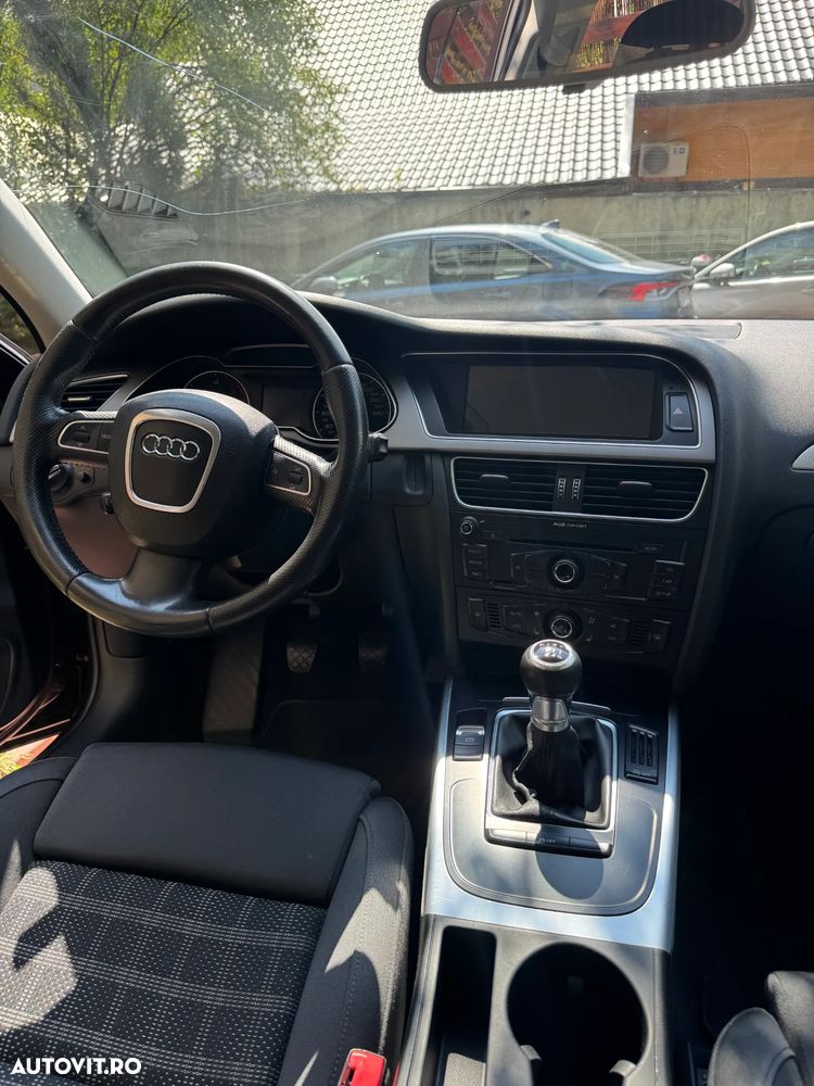 Audi A4 Limuzina 2.0 TDI B8 Quattro - 6