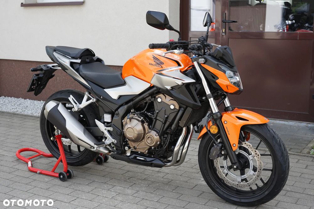 Honda CB - 2