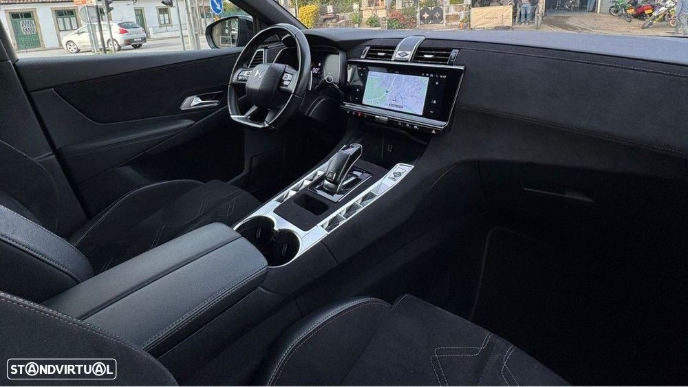 DS DS7 Crossback 1.5 BlueHDi Performance Line EAT8 - 10
