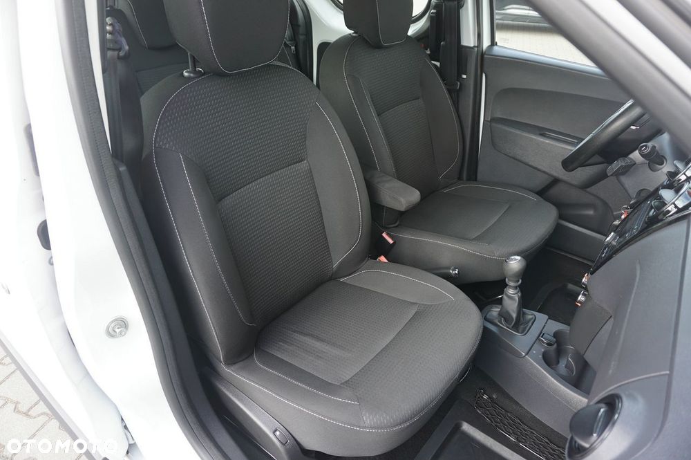 Dacia Dokker Blue dCi 95 Comfort - 28