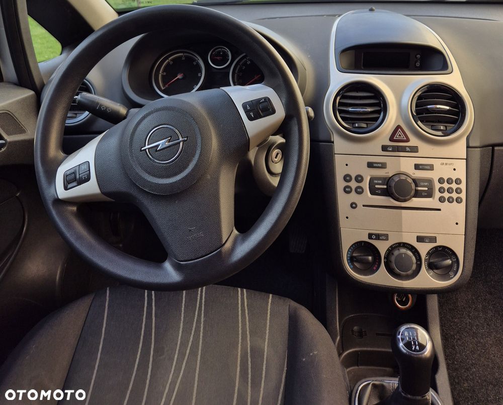 Opel Corsa - 2