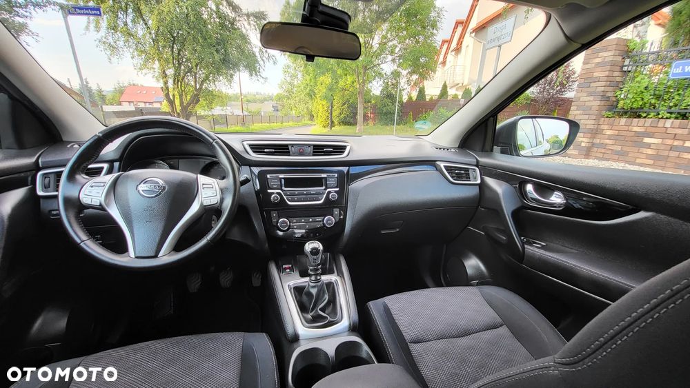 Nissan Qashqai 1.2 DIG-T N-Connecta - 30