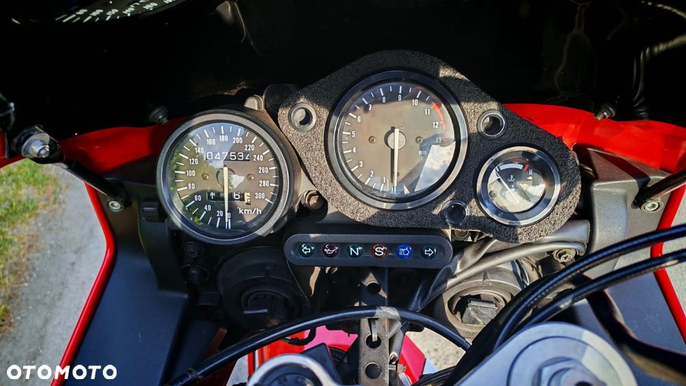 Honda CBR - 17