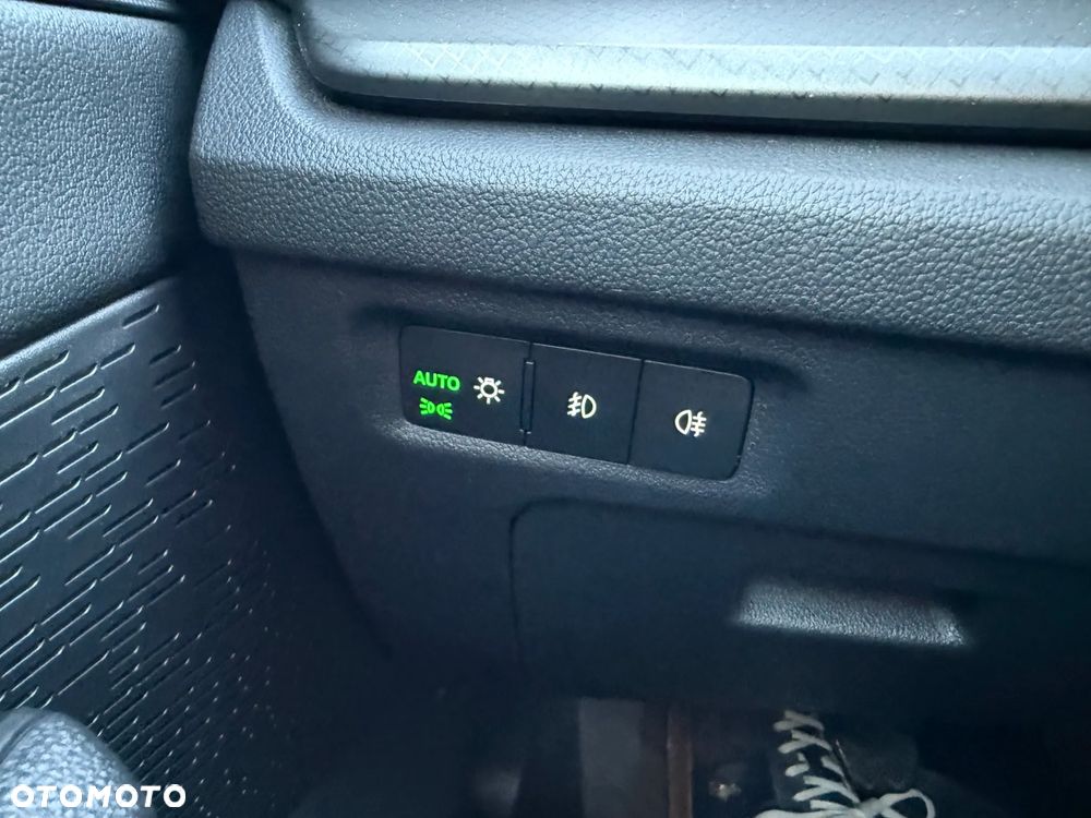 Skoda Octavia 1.5 TSI ACT Ambition - 14