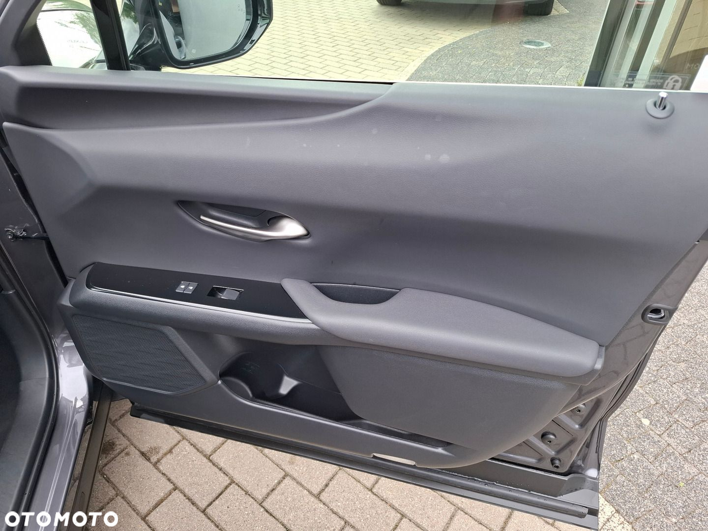 Lexus UX - 21