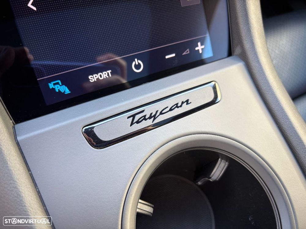 Porsche Taycan Bateria Performance Plus - 44