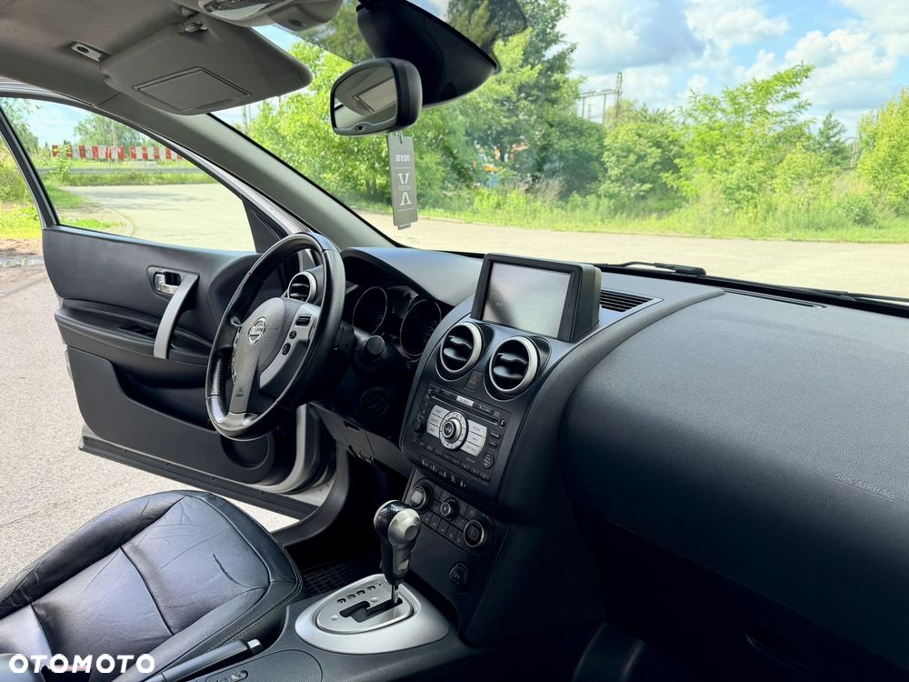 Nissan Qashqai 2.0 CVT tekna - 13