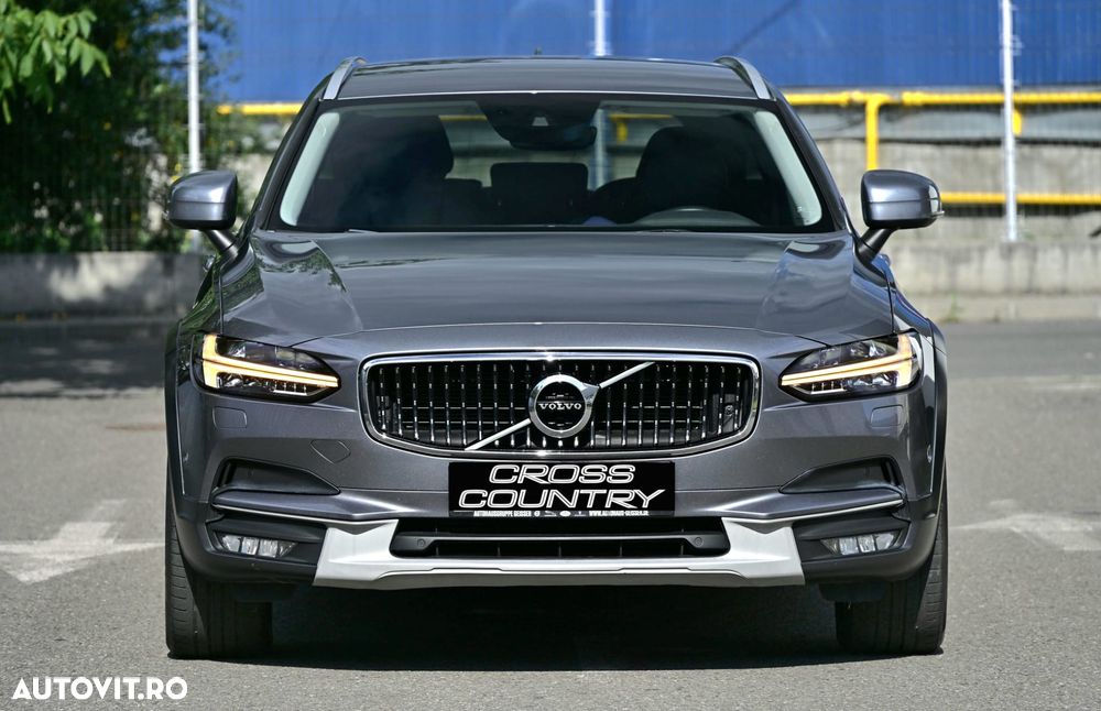 Volvo V90 - 38