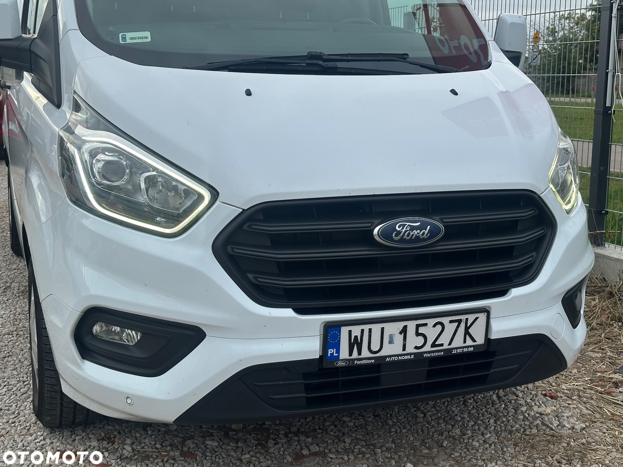 Ford Tranzit Custom - 16