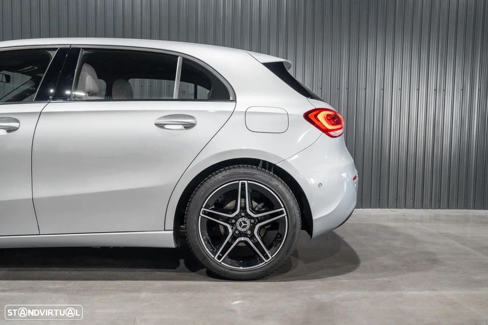 Mercedes-Benz A 180 d Style Plus Aut. - 29