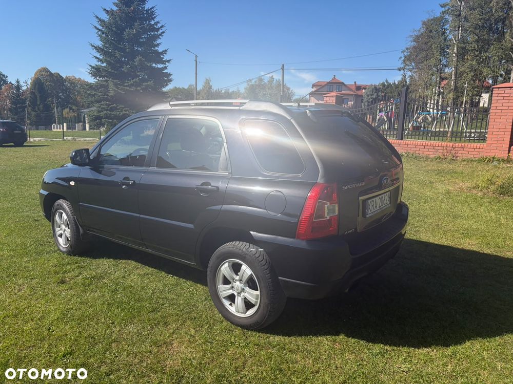 Kia Sportage 2.0 Tour - 6