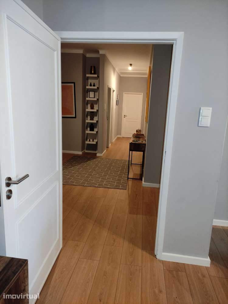 Quarto individual com suite - Centro da Cidade de OLiveira de Azeméis - Grande imagem: 5/15