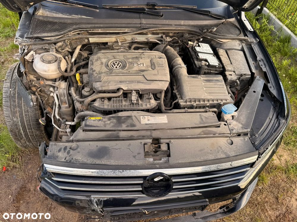 Volkswagen Passat 1.8 TSI BMT Highline - 16