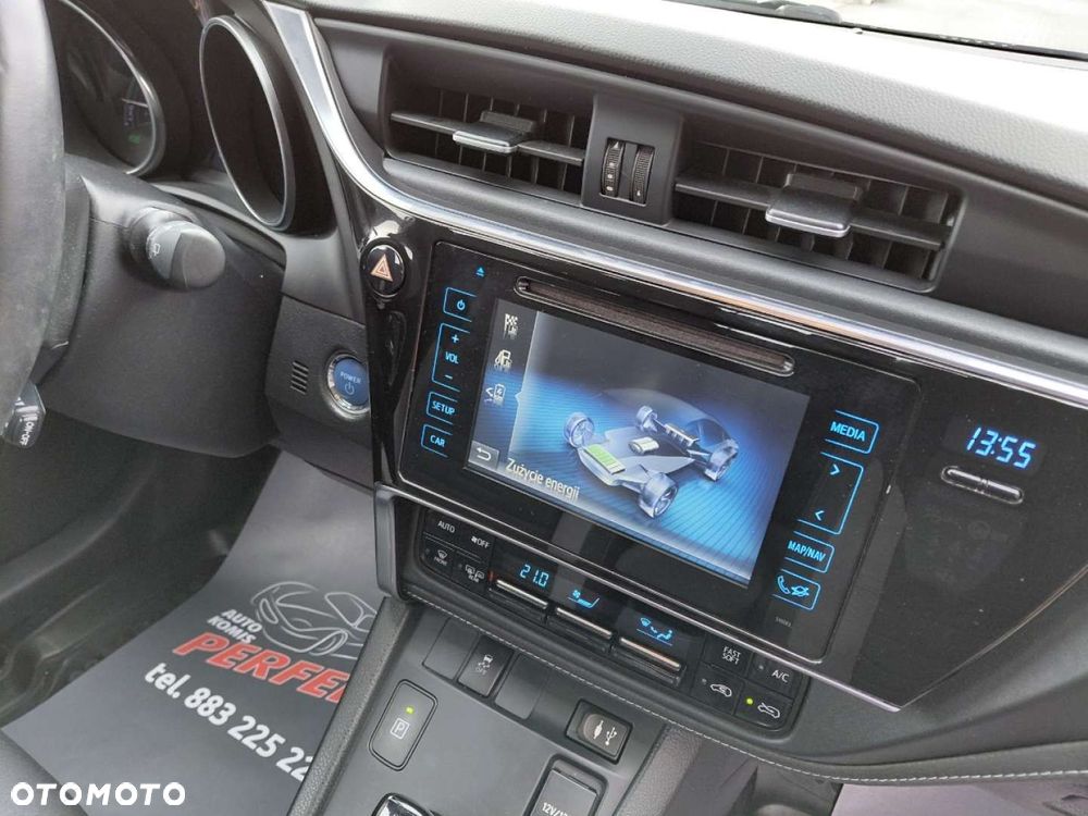 Toyota Auris - 17