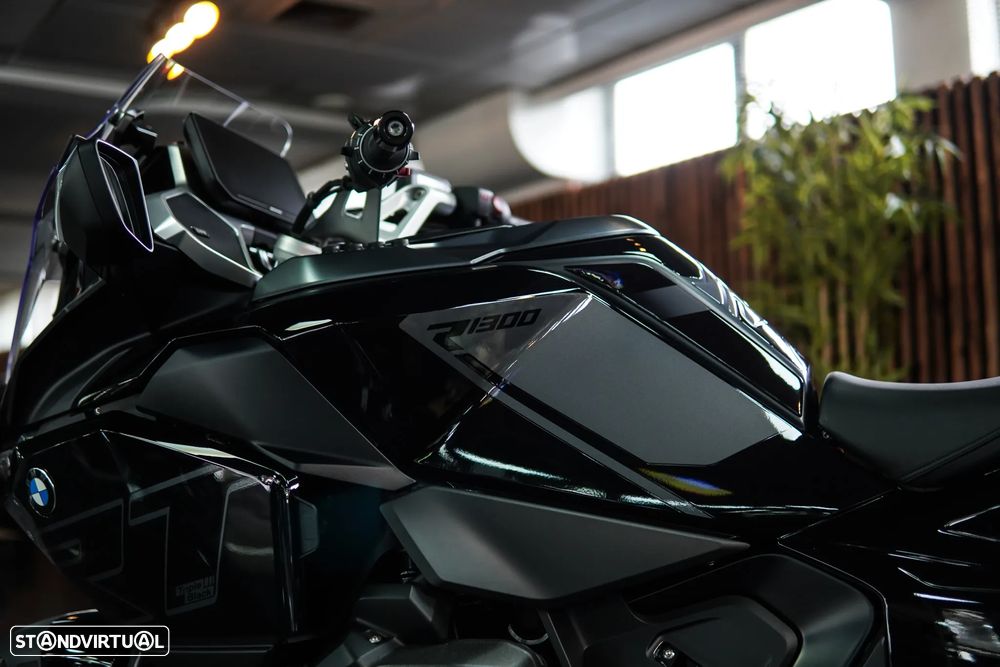BMW R 1300 RT TRIPLE BLACK AUTOMATICA - 10