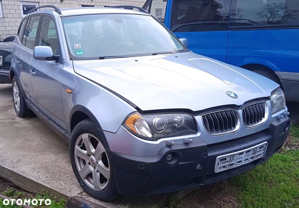 Błotnik lewy prawy BMW X3 E83 Bluewater metallic - 3