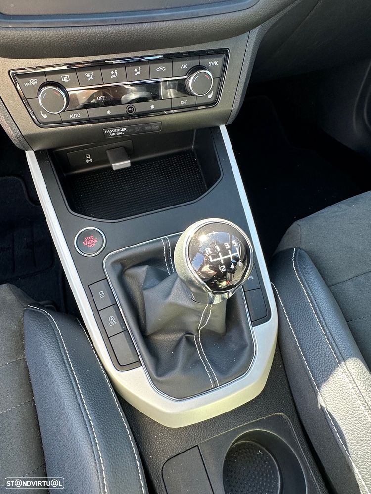 SEAT Arona 1.0 TGI XCELLENCE - 9