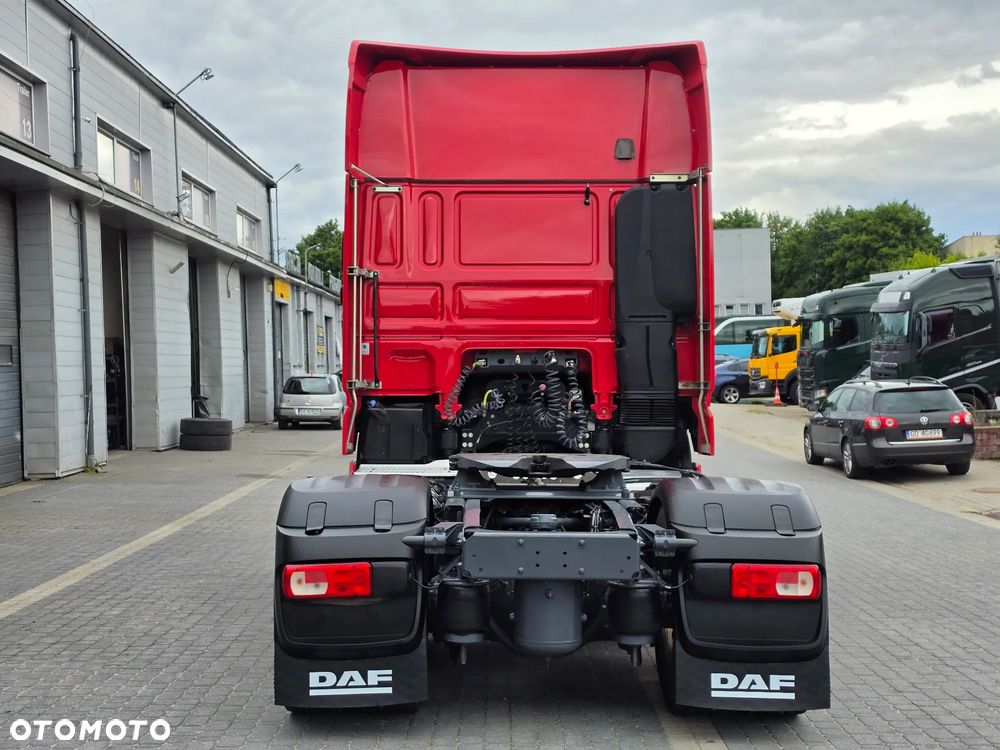 DAF Xf530// HYDRAULIKA // MIEDZYOSIE //IMPORT NIEMCY//HALOGENY//SKÓRY//FELGIALCOA//4PODUSZKI TYŁ // SERWIS DAF//UDOKUMETOWANY PRZEBIEG // - 9