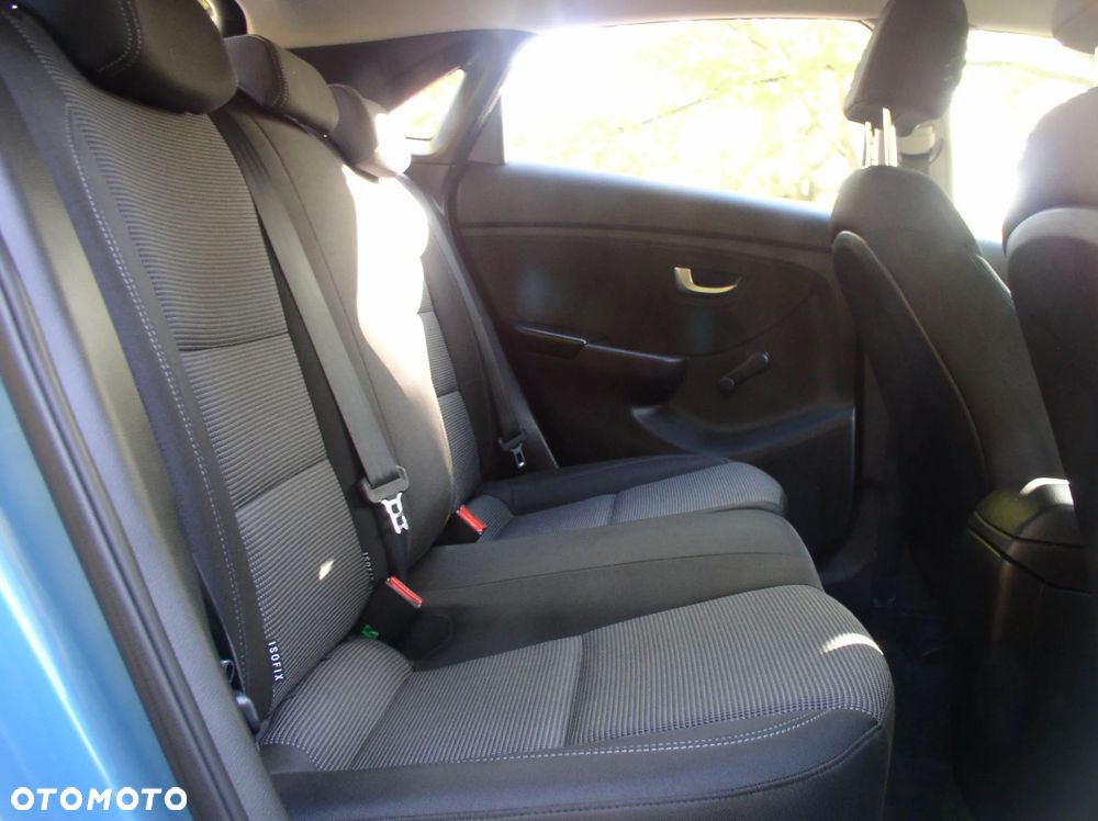 Hyundai i30 1.4 Fifa World Cup Edition - 16