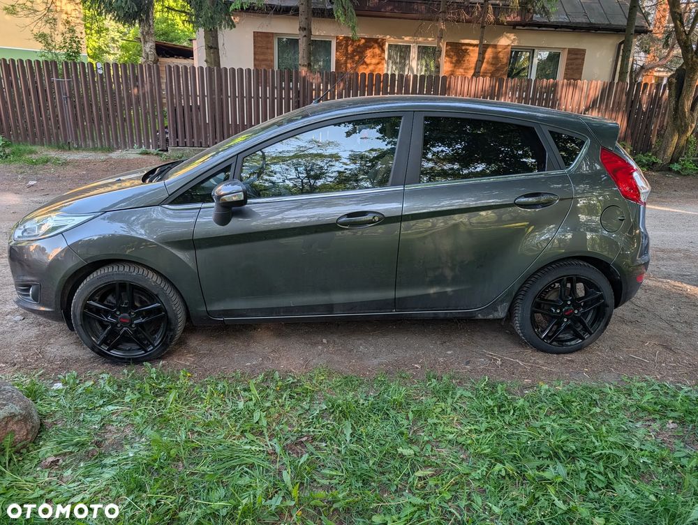 Ford Fiesta - 4