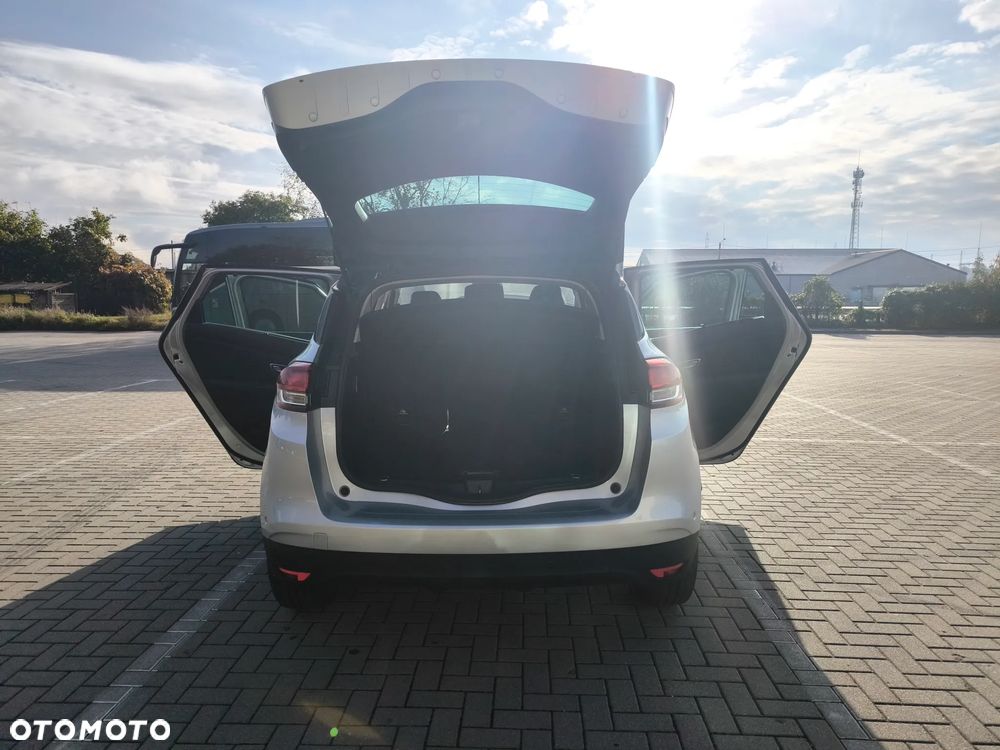 Renault Scenic - 12