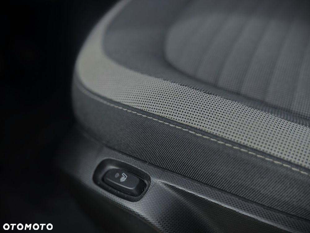 Renault Twingo SCe 70 EDC LIMITED 2018 - 16
