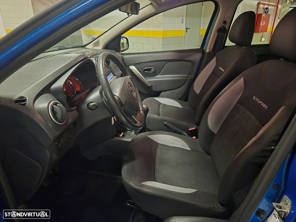Dacia Sandero 0.9 TCe Stepway - 19
