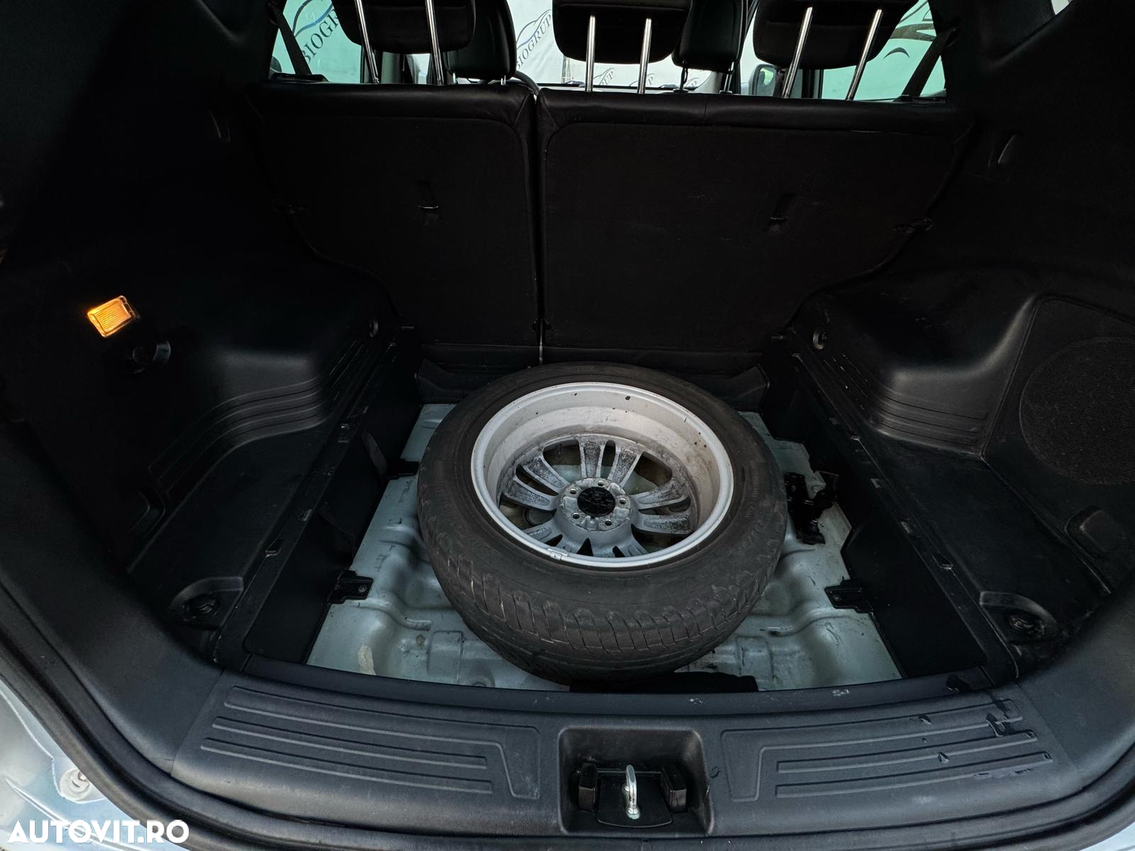 Hyundai ix35 2.0 CRDI 4WD Automatik Style - 19