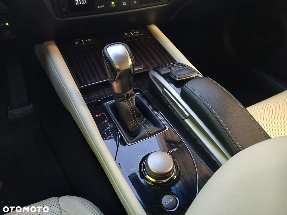 Lexus GS - 23