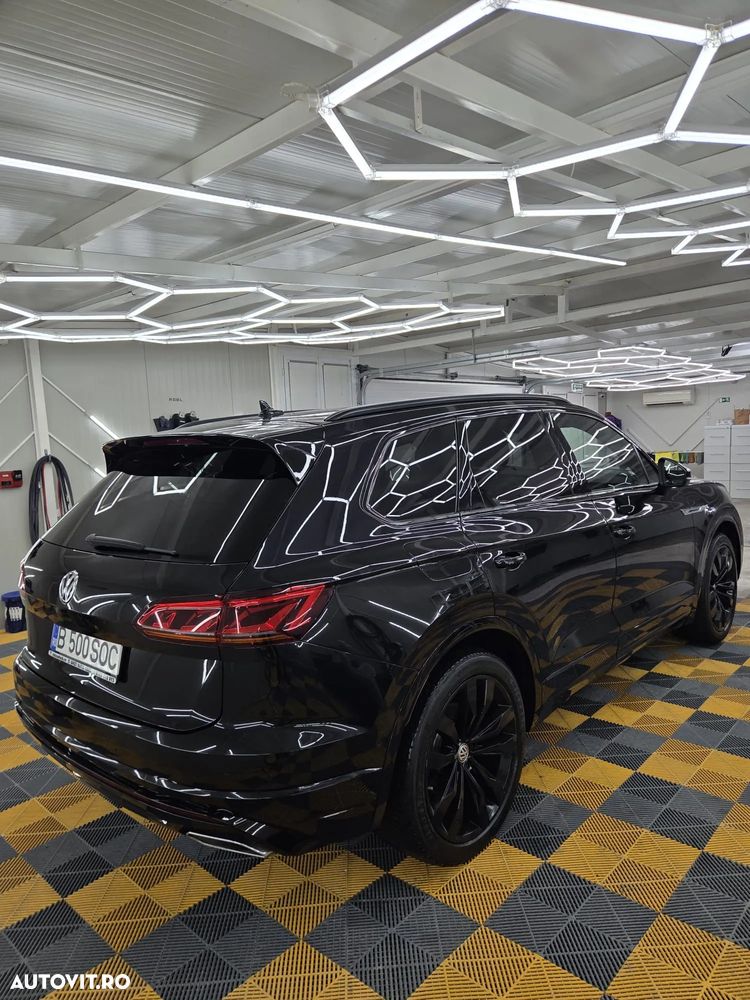 Volkswagen Touareg 3.0 V6 TDI 4Motion DPF Automatik R-Line - 2