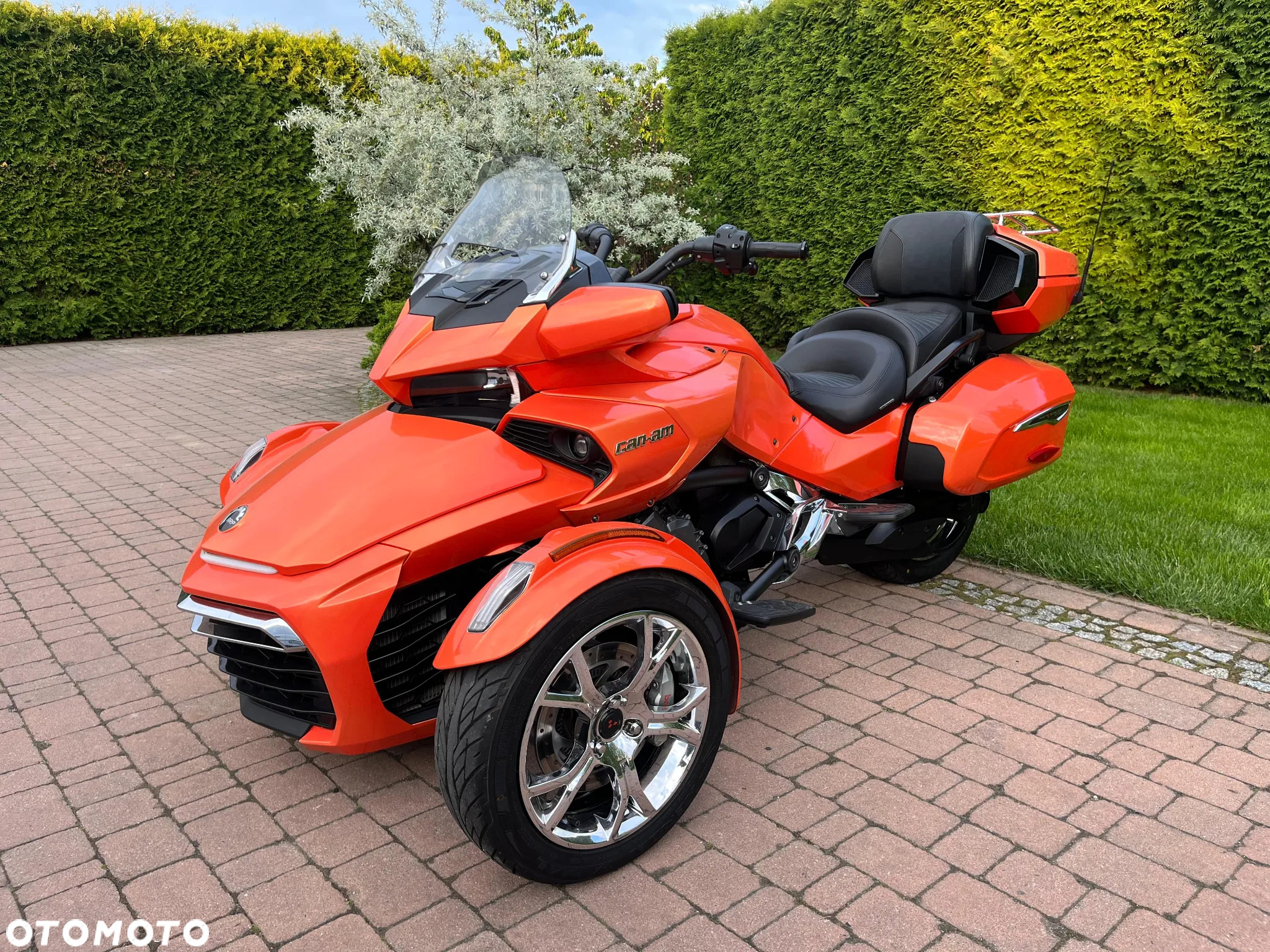Can-Am Spyder - 2
