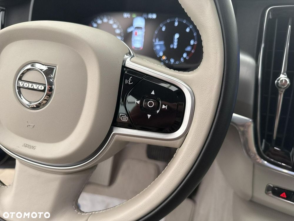 Volvo V90 - 26