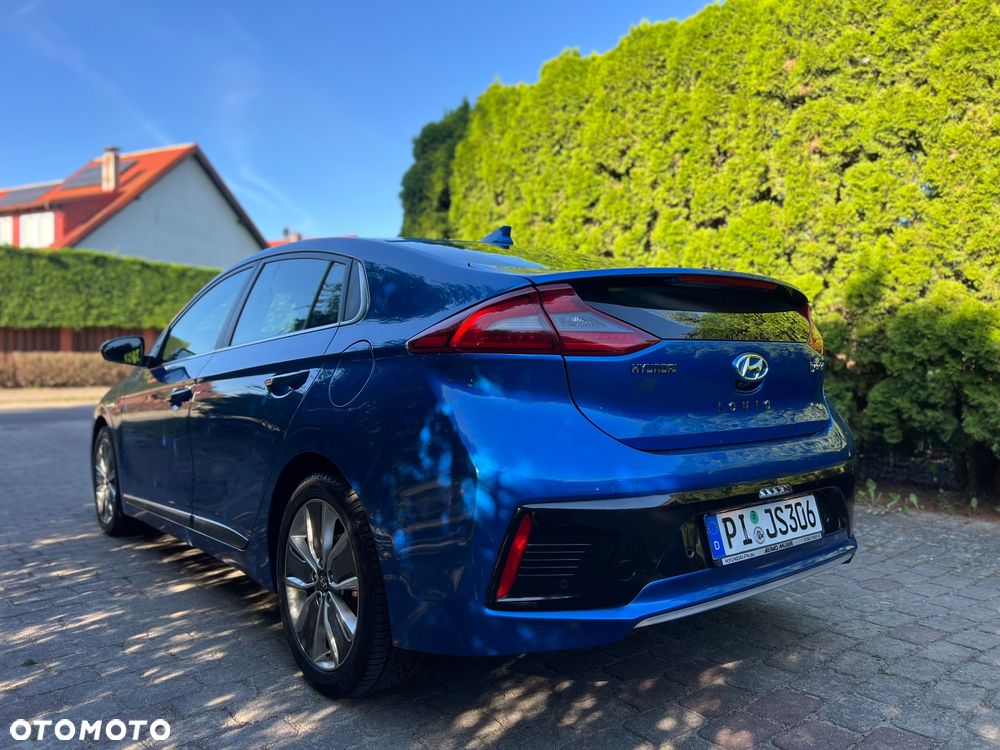 Hyundai IONIQ Hybrid Premium - 16