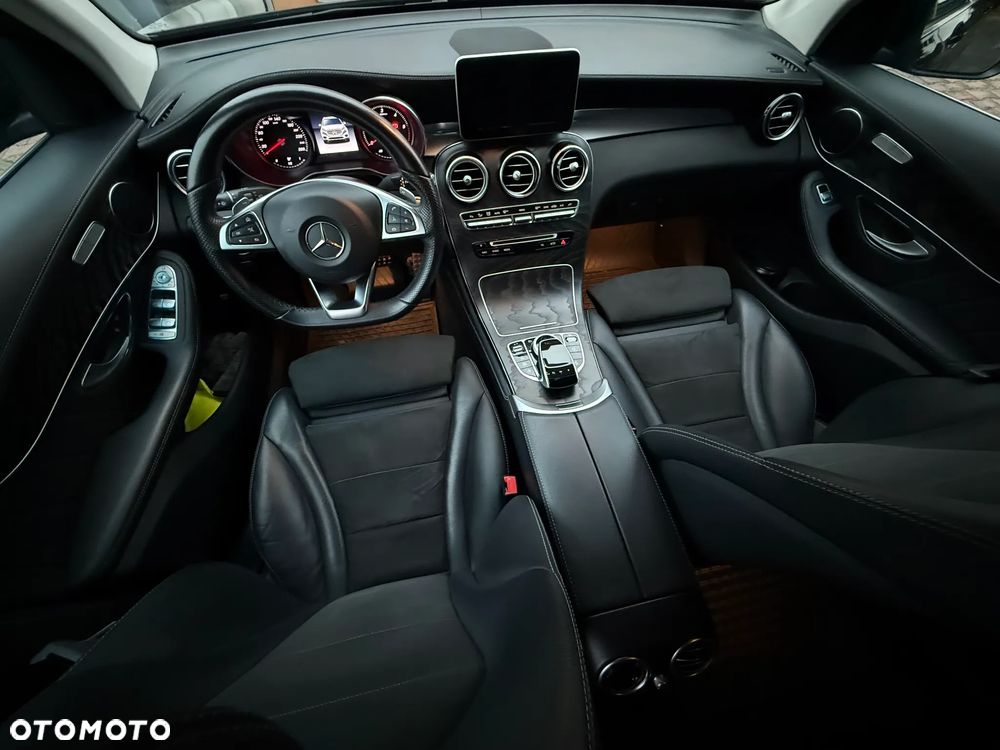 Mercedes-Benz GLC - 10