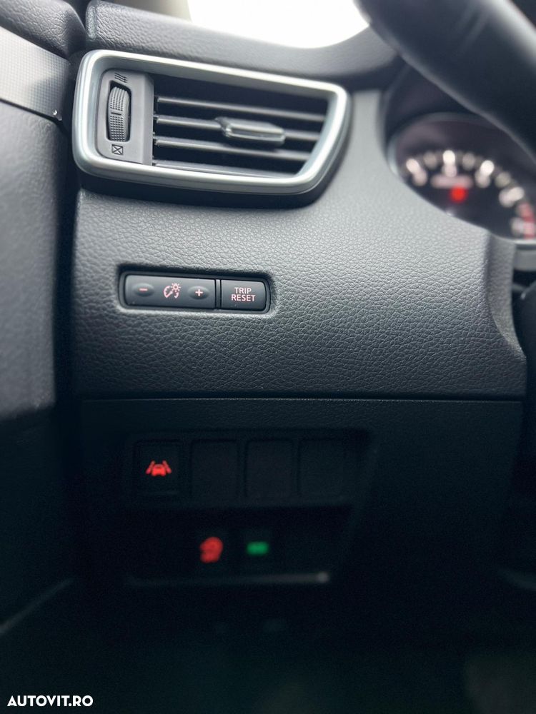 Nissan Qashqai 1.2 DIG-T Xtronic TEKNA+ - 13