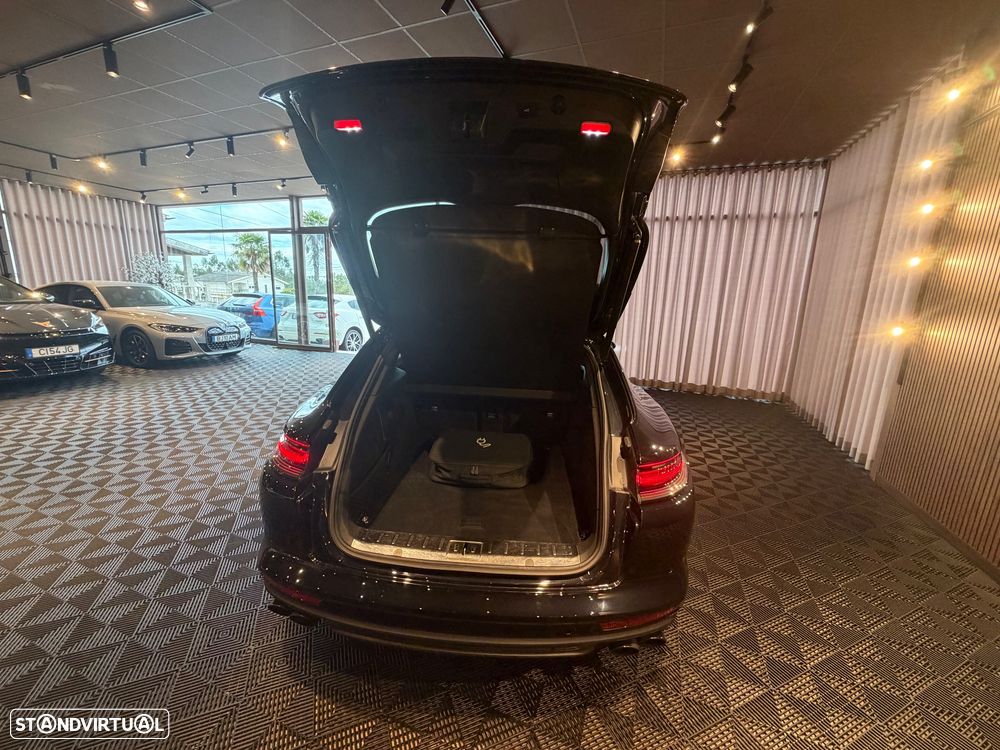 Porsche Panamera Sport Turismo 4 E-Hybrid Platinum Edition - 33