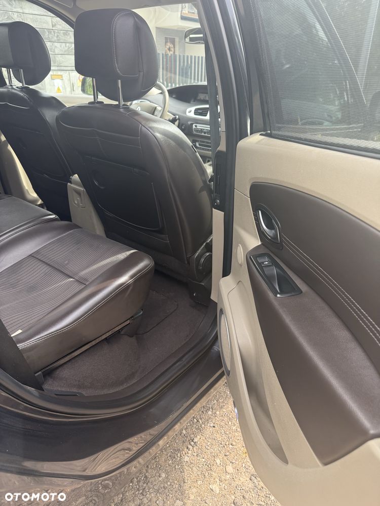 Renault Scenic - 5