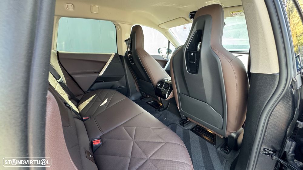 BMW iX xDrive 40 Pack Desportivo - 44