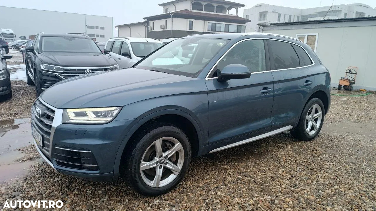 Audi Q5 2.0 40 TDI quattro S tronic Basic - 2