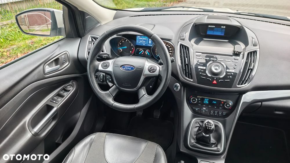 Ford Kuga - 22
