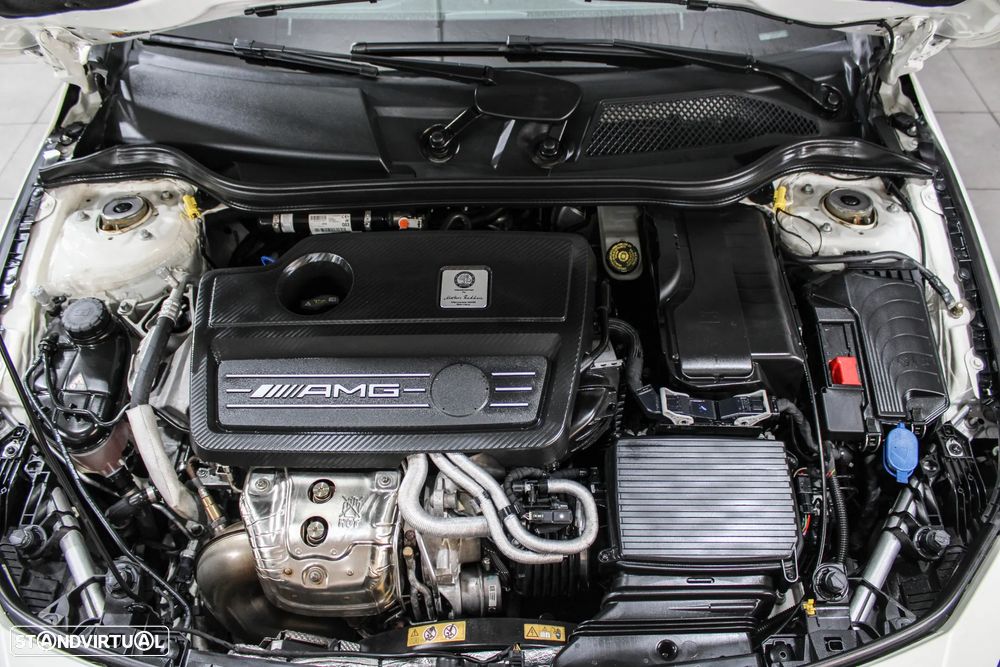 Mercedes-Benz CLA 45 AMG Shooting Brake 4-Matic - 10